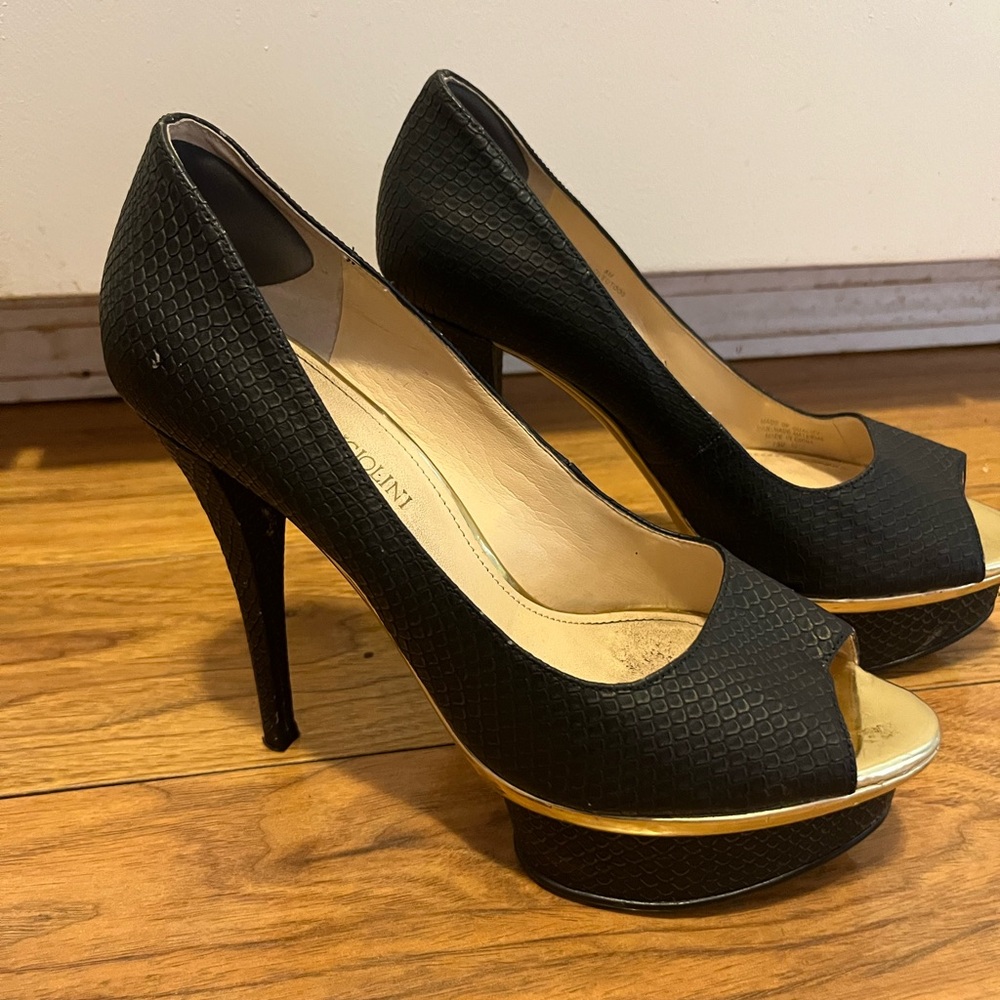 Enzo Angiolini Black and Gold Peep Toe Heels Size 8